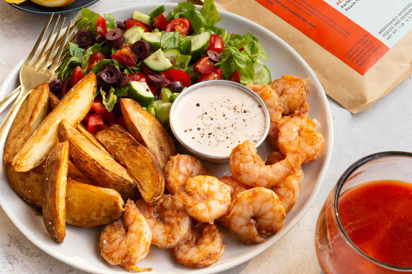 Shrimp and Chips with Pink Sauce - Prime Shrimp